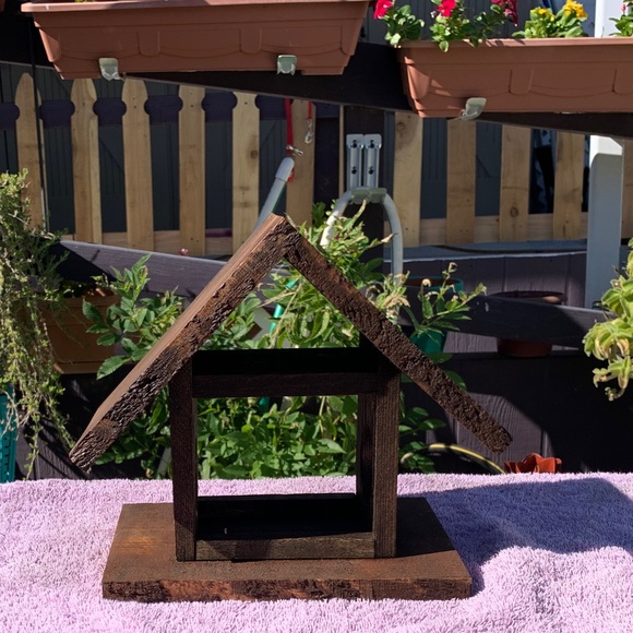 Repurposed wood bird feeder - Picture 3 of 3